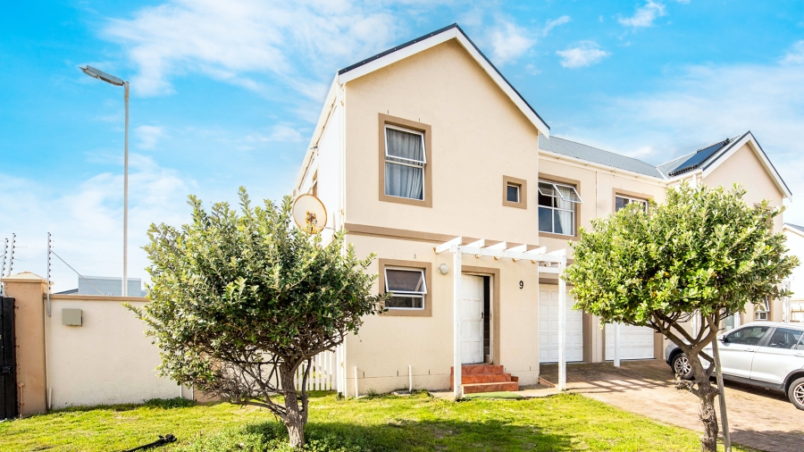 3 Bedroom Property for Sale in Costa Da Gama Western Cape
